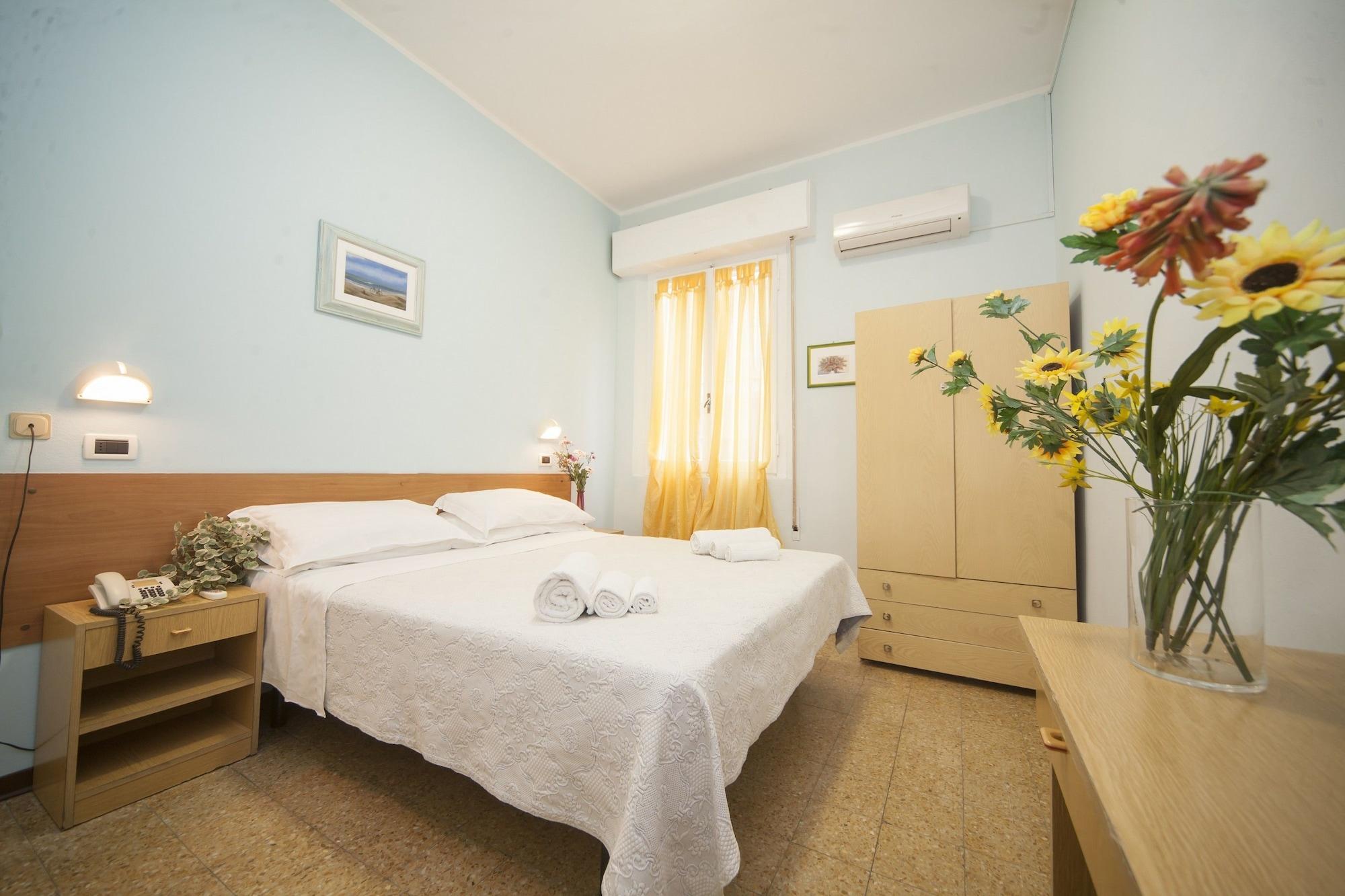 Hotel Eliseo Rimini Kültér fotó