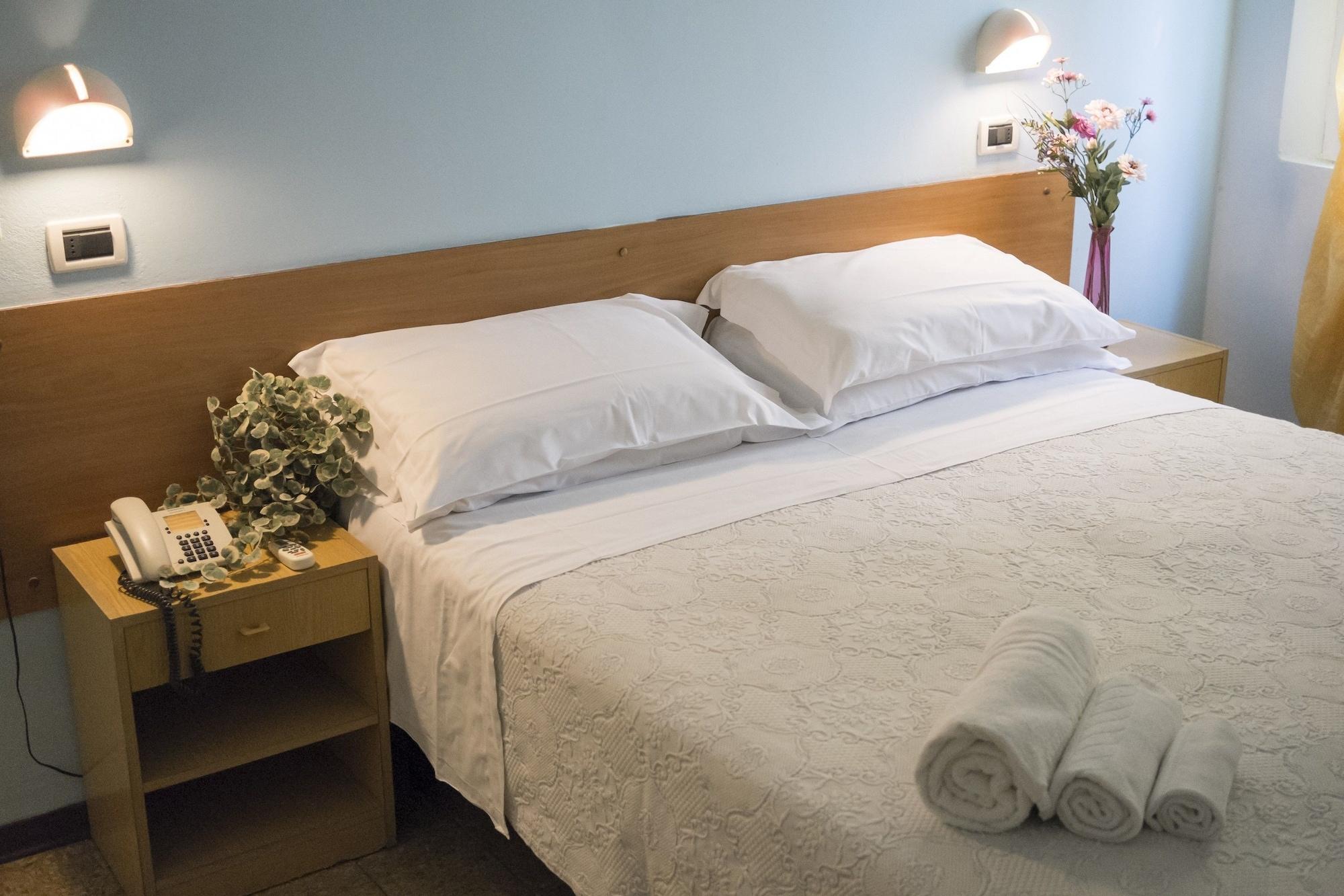 Hotel Eliseo Rimini Kültér fotó
