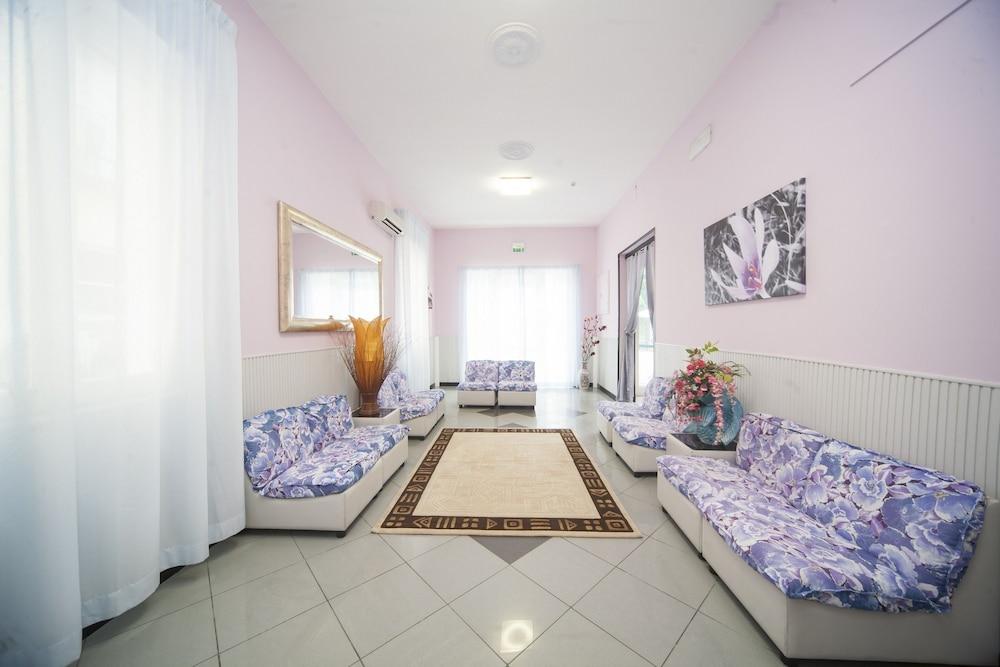 Hotel Eliseo Rimini Kültér fotó