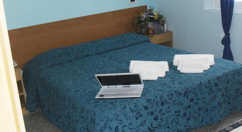 Hotel Eliseo Rimini Kültér fotó